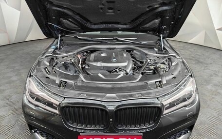BMW 7 серия, 2017 год, 3 195 950 рублей, 18 фотография