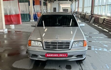 Mercedes-Benz C-Класс, 1999 год, 460 000 рублей, 4 фотография