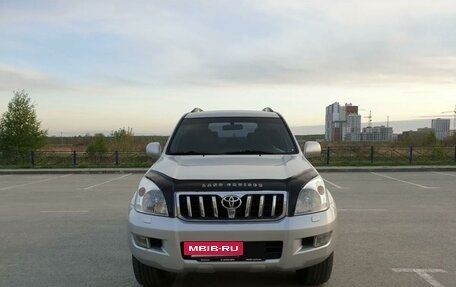 Toyota Land Cruiser Prado 120 рестайлинг, 2006 год, 2 090 000 рублей, 4 фотография