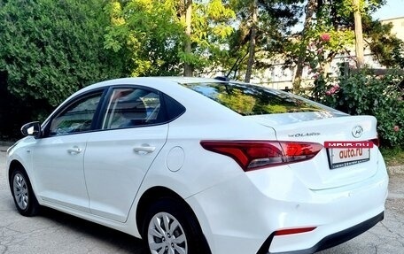 Hyundai Solaris II рестайлинг, 2018 год, 1 370 000 рублей, 8 фотография