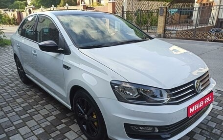 Volkswagen Polo VI (EU Market), 2018 год, 1 750 000 рублей, 1 фотография