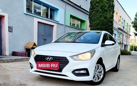 Hyundai Solaris II рестайлинг, 2018 год, 1 370 000 рублей, 36 фотография