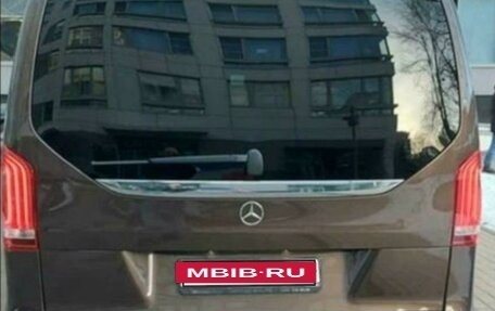 Mercedes-Benz V-Класс, 2015 год, 4 800 000 рублей, 2 фотография