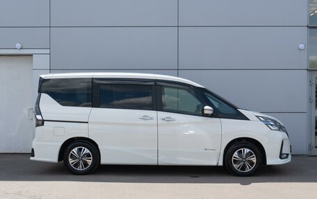 Nissan Serena IV, 2019 год, 2 679 000 рублей, 5 фотография