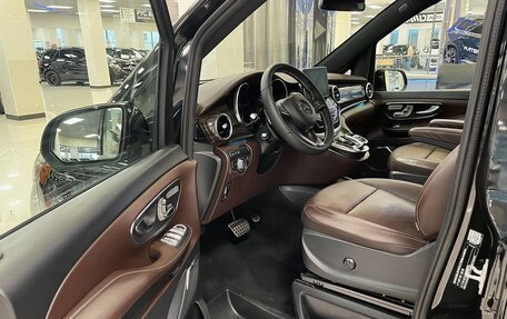 Mercedes-Benz V-Класс, 2018 год, 5 990 000 рублей, 10 фотография