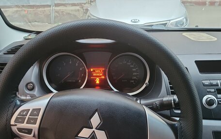 Mitsubishi Lancer IX, 2010 год, 850 000 рублей, 5 фотография