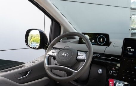 Hyundai Staria, 2021 год, 5 720 000 рублей, 32 фотография