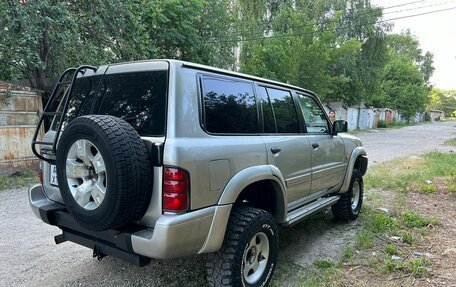 Nissan Patrol, 2001 год, 1 990 000 рублей, 4 фотография