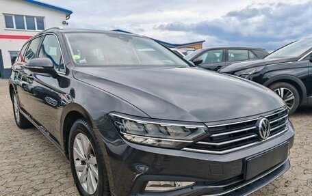 Volkswagen Passat B8 рестайлинг, 2020 год, 1 735 000 рублей, 7 фотография