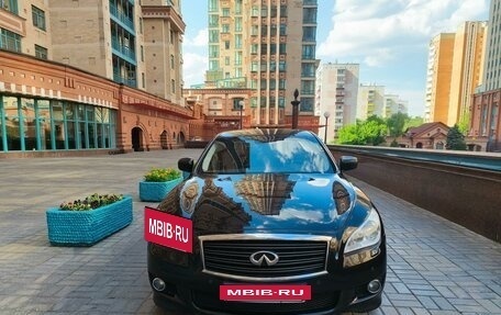 Infiniti Q70 I, 2013 год, 2 550 000 рублей, 8 фотография