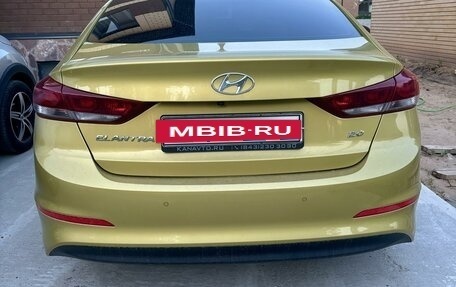 Hyundai Elantra VI рестайлинг, 2017 год, 2 000 000 рублей, 4 фотография