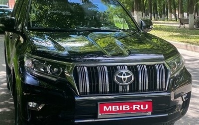 Toyota Land Cruiser Prado 150 рестайлинг 2, 2018 год, 7 300 000 рублей, 1 фотография