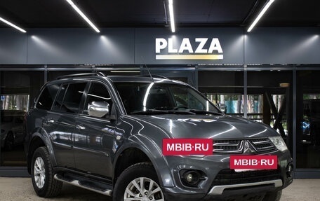 Mitsubishi Pajero Sport II рестайлинг, 2013 год, 2 279 000 рублей, 2 фотография