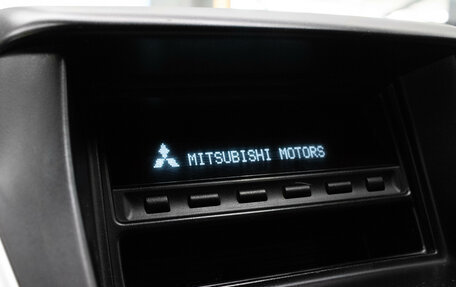 Mitsubishi Pajero Sport II рестайлинг, 2013 год, 2 279 000 рублей, 19 фотография