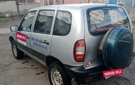 Chevrolet Niva I рестайлинг, 2005 год, 395 000 рублей, 3 фотография