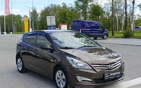 Hyundai Solaris II рестайлинг, 2015 год, 1 149 000 рублей, 3 фотография