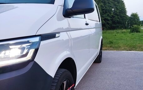 Volkswagen Transporter T6 рестайлинг, 2020 год, 3 570 000 рублей, 24 фотография