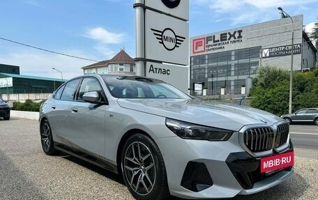 BMW 5 серия, 2023 год, 10 500 000 рублей, 4 фотография