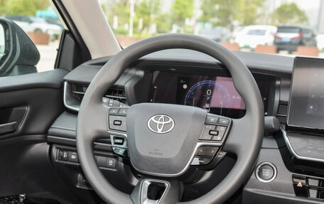 Toyota Camry, 2024 год, 3 540 000 рублей, 12 фотография