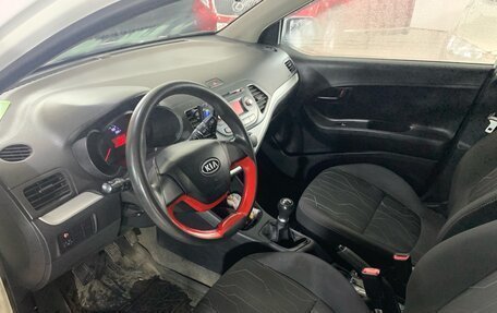 KIA Picanto II, 2011 год, 550 000 рублей, 3 фотография