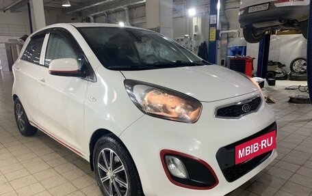 KIA Picanto II, 2011 год, 550 000 рублей, 2 фотография