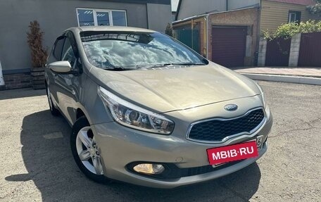 KIA cee'd III, 2014 год, 1 065 000 рублей, 2 фотография