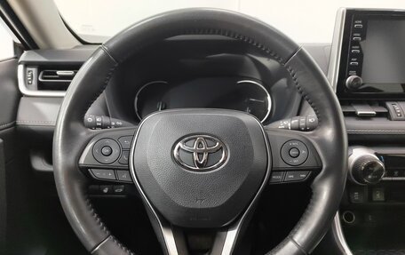 Toyota RAV4, 2022 год, 4 270 000 рублей, 12 фотография