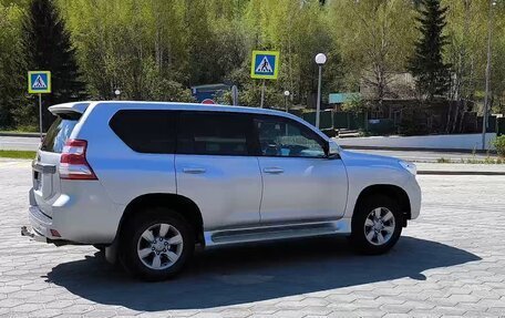 Toyota Land Cruiser Prado 150 рестайлинг 2, 2016 год, 4 200 000 рублей, 6 фотография