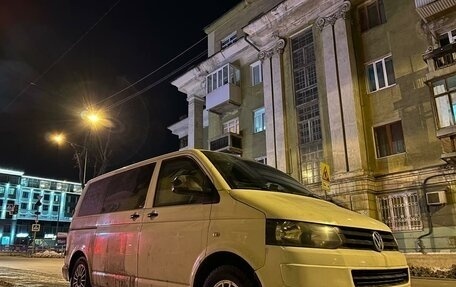 Volkswagen Transporter T5 рестайлинг, 2012 год, 2 080 000 рублей, 2 фотография