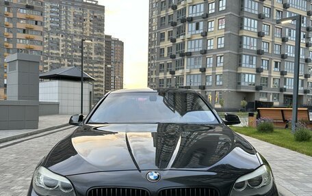 BMW 5 серия, 2012 год, 1 550 000 рублей, 3 фотография