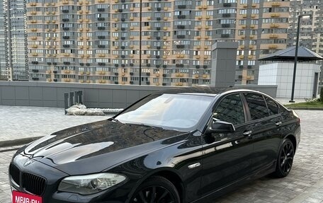 BMW 5 серия, 2012 год, 1 550 000 рублей, 8 фотография