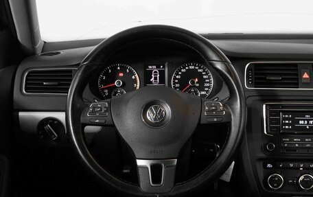 Volkswagen Jetta VI, 2013 год, 1 050 000 рублей, 13 фотография