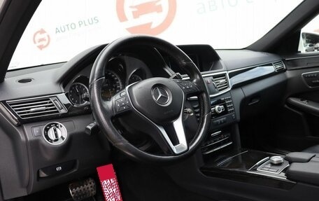 Mercedes-Benz E-Класс, 2012 год, 1 875 000 рублей, 8 фотография