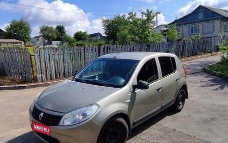 Renault Sandero I, 2012 год, 650 000 рублей, 1 фотография