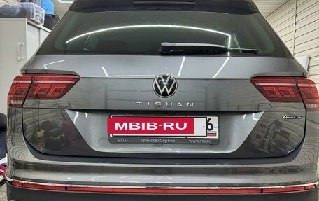 Volkswagen Tiguan II, 2021 год, 4 100 000 рублей, 4 фотография