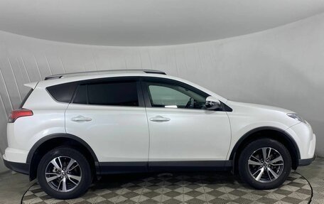 Toyota RAV4, 2019 год, 2 910 000 рублей, 4 фотография