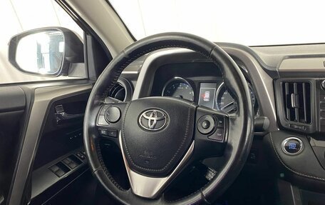 Toyota RAV4, 2016 год, 2 300 000 рублей, 9 фотография