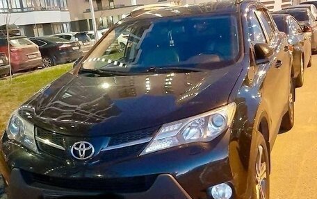 Toyota RAV4, 2014 год, 2 100 000 рублей, 3 фотография