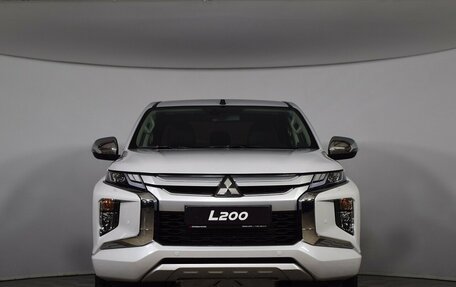 Mitsubishi L200 IV рестайлинг, 2023 год, 5 080 000 рублей, 2 фотография