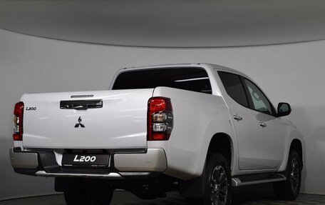 Mitsubishi L200 IV рестайлинг, 2023 год, 5 080 000 рублей, 4 фотография