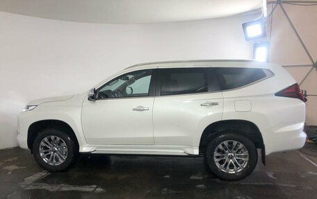 Mitsubishi Pajero Sport III рестайлинг, 2022 год, 5 400 000 рублей, 4 фотография