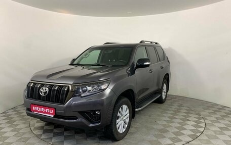 Toyota Land Cruiser Prado 150 рестайлинг 2, 2020 год, 6 439 000 рублей, 1 фотография