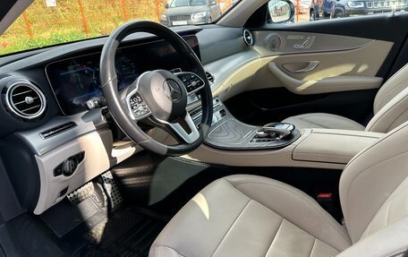 Mercedes-Benz E-Класс, 2019 год, 4 150 000 рублей, 15 фотография