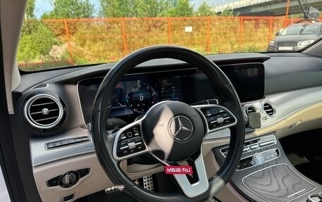 Mercedes-Benz E-Класс, 2019 год, 4 150 000 рублей, 13 фотография