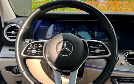 Mercedes-Benz E-Класс, 2019 год, 4 150 000 рублей, 26 фотография