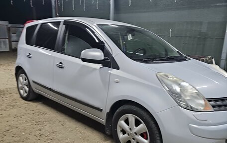 Nissan Note II рестайлинг, 2007 год, 650 000 рублей, 2 фотография