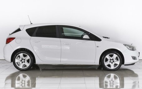 Opel Astra J, 2011 год, 999 000 рублей, 5 фотография