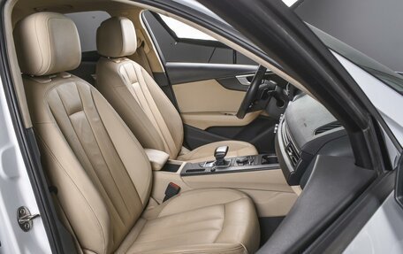Audi A4, 2017 год, 2 490 000 рублей, 8 фотография