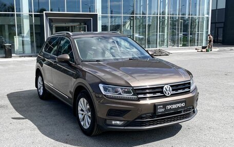 Volkswagen Tiguan II, 2017 год, 2 459 000 рублей, 3 фотография