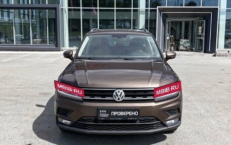 Volkswagen Tiguan II, 2017 год, 2 459 000 рублей, 2 фотография